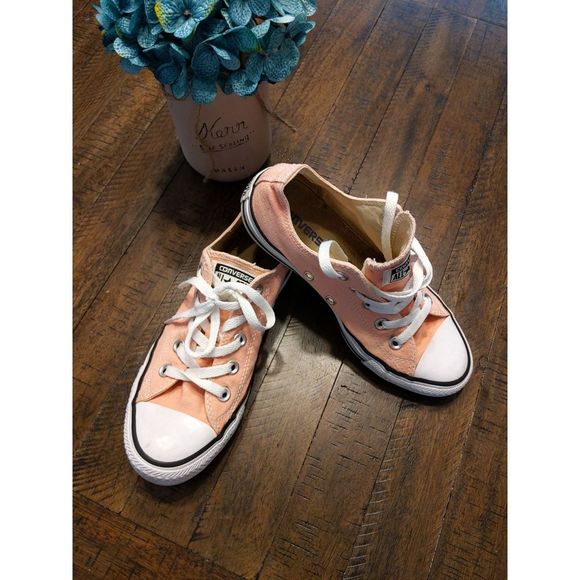 converse peach color